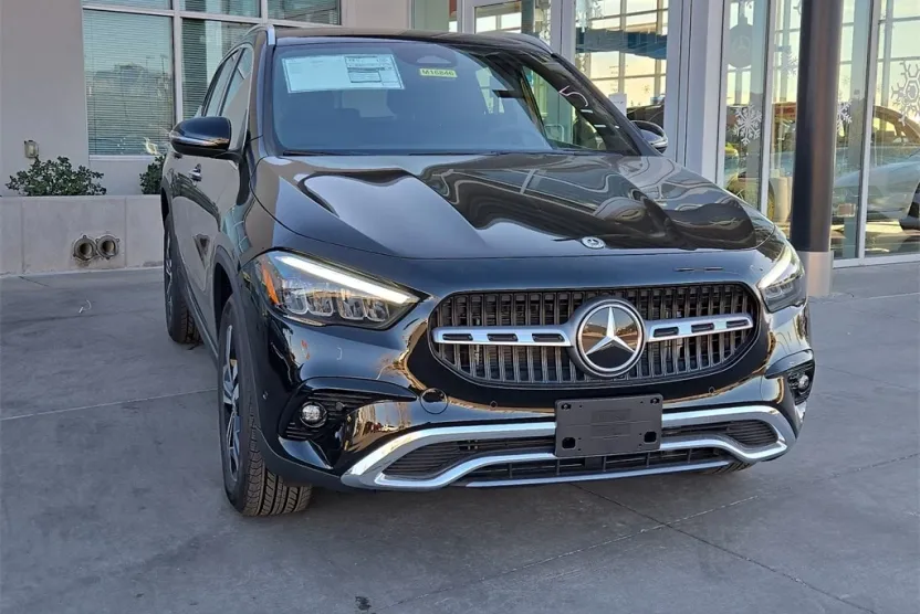 2025 Mercedes Benz GLA 250 photo 1