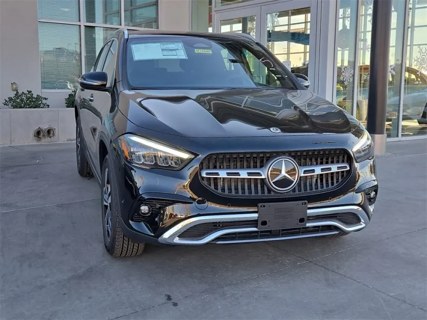 2025 Mercedes Benz GLA 250 photo 1