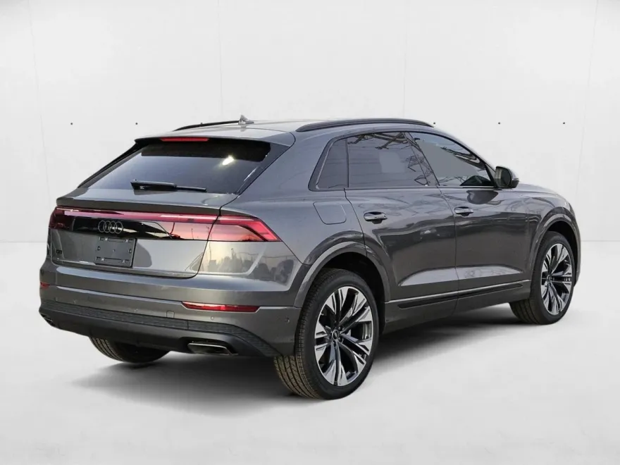 2025 Audi Q8 55 Premium photo 1