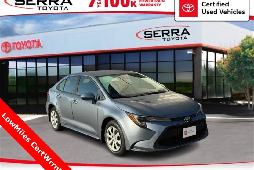 2022 Toyota Corolla LE photo 1
