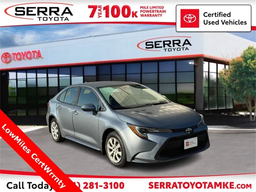 2022 Toyota Corolla LE photo 1