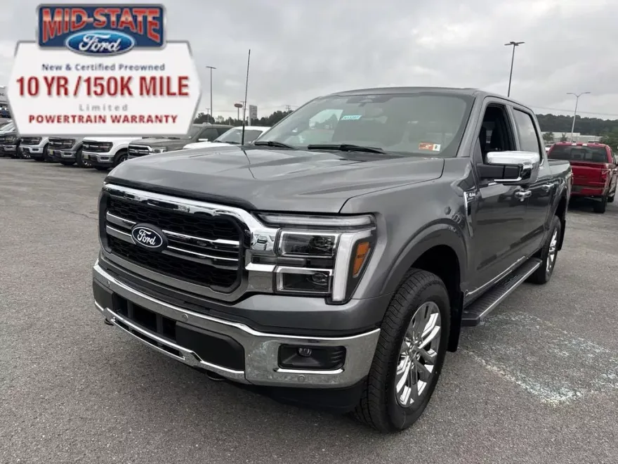 2025 Ford F-150 Lariat photo 1