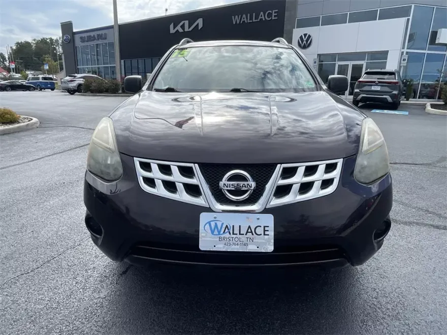 2015 Nissan Rogue Select S photo 1