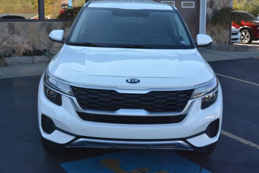 2021 Kia Seltos LX photo 1