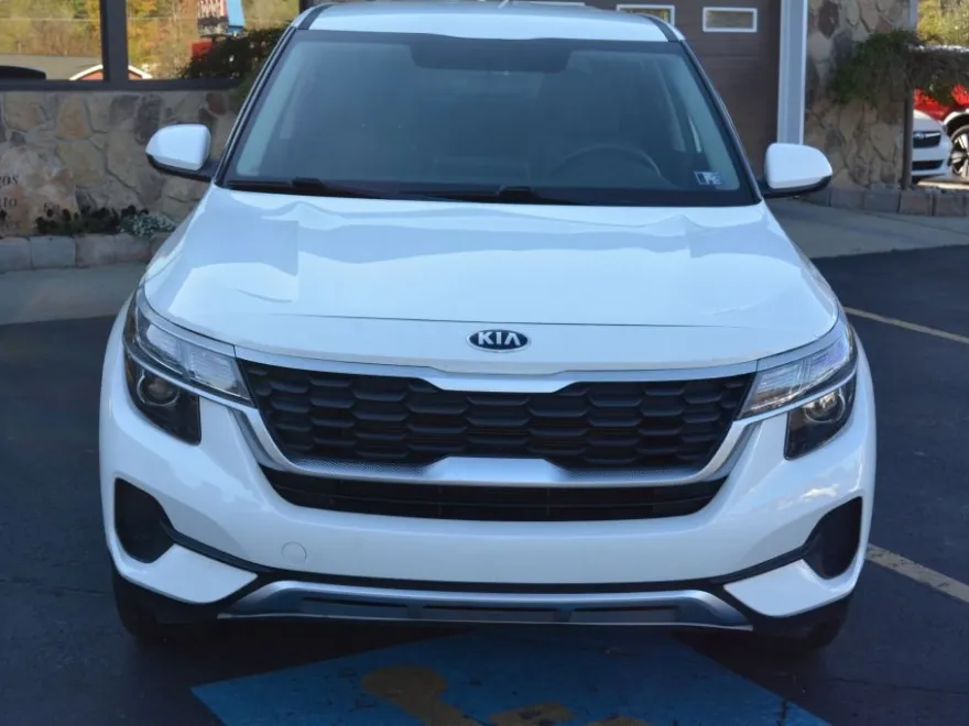 2021 Kia Seltos LX photo 1