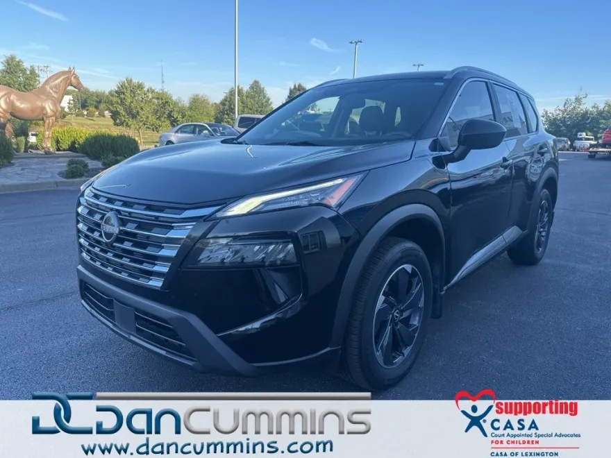 2024 Nissan Rogue SV photo 1