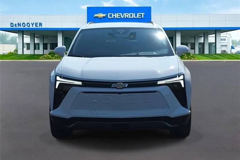 2025 Chevrolet Blazer EV photo 1