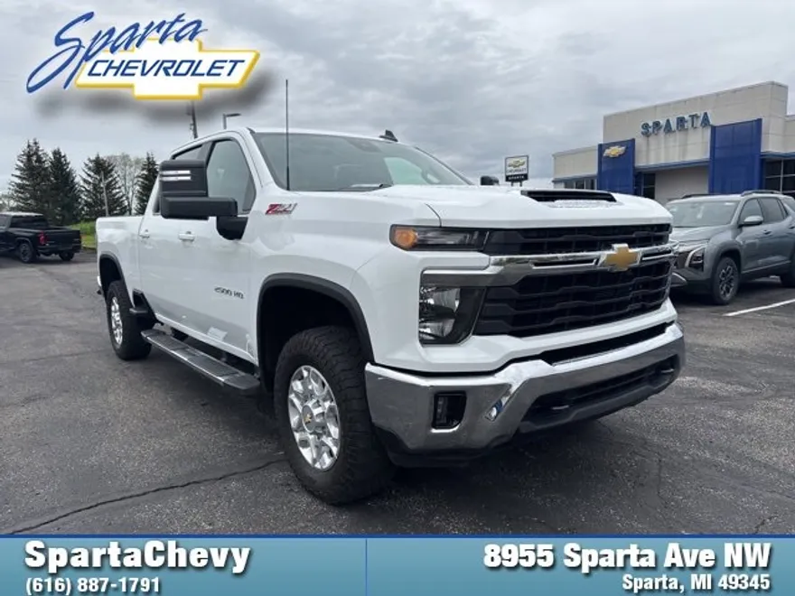 2024 Chevrolet Silverado 2500HD LT photo 1