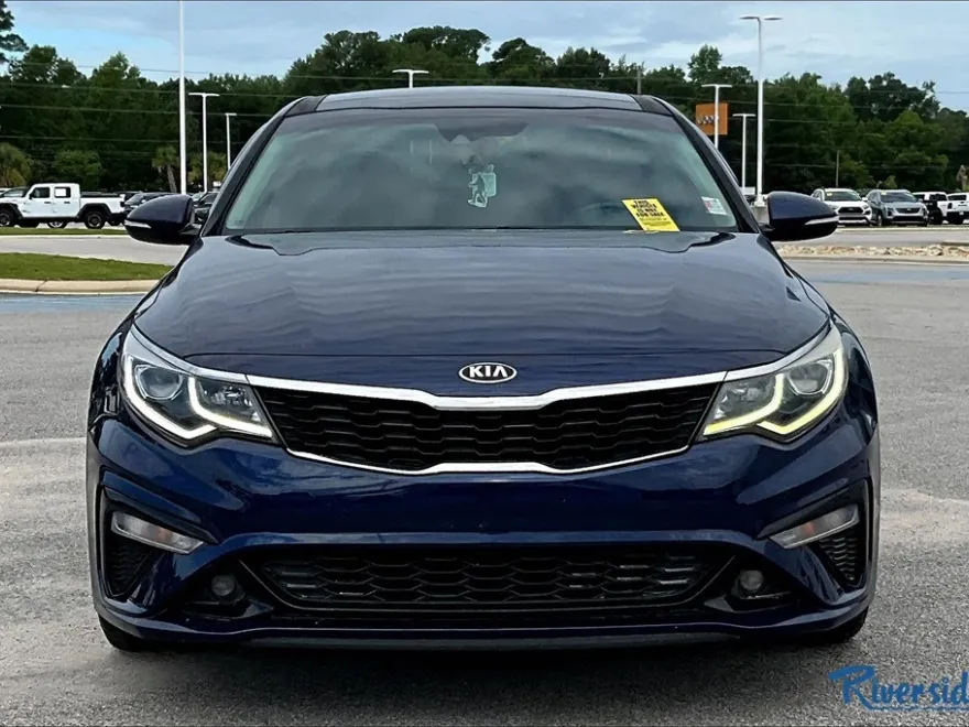 2019 Kia Optima S photo 1