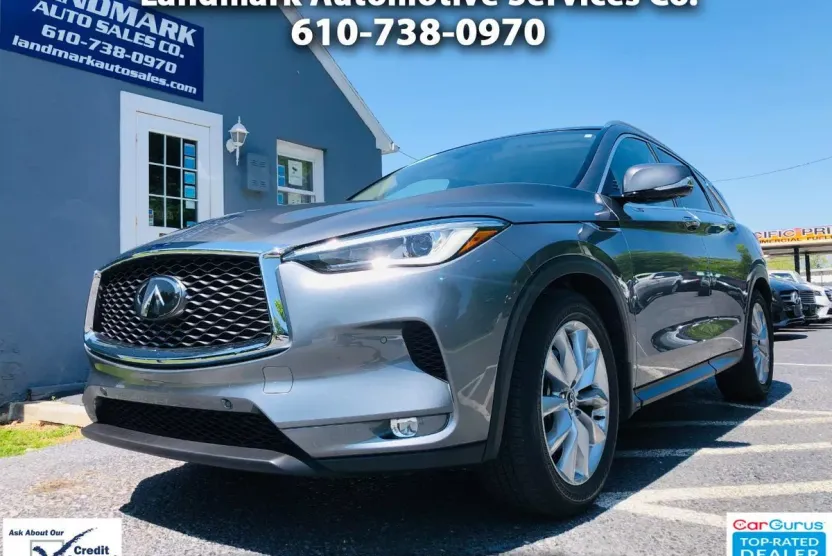 2019 Infiniti QX50 Essential photo 1