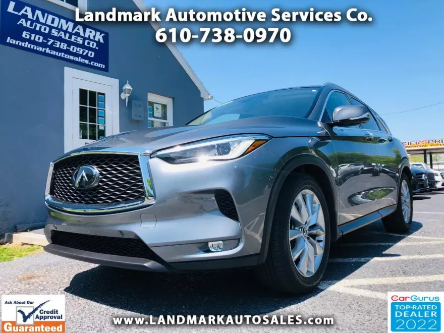 2019 Infiniti QX50 Essential photo 1