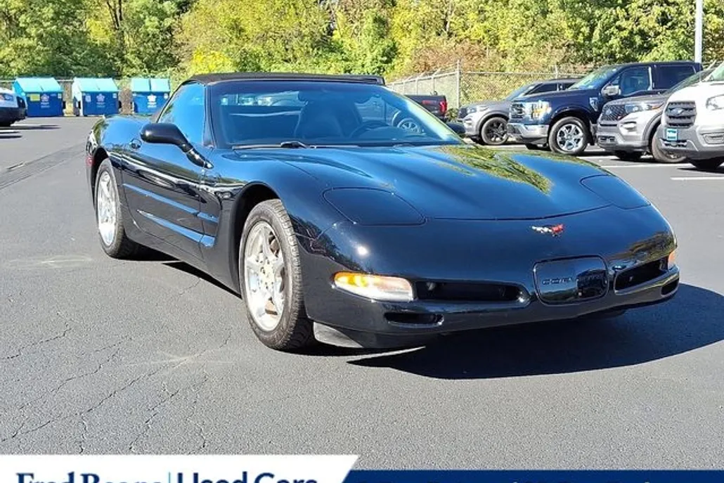 2002 Chevrolet Corvette Base Convertible photo 1