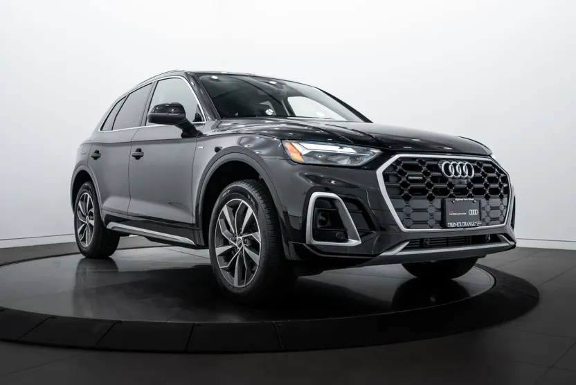 2025 Audi Q5 S line Premium Plus photo 1
