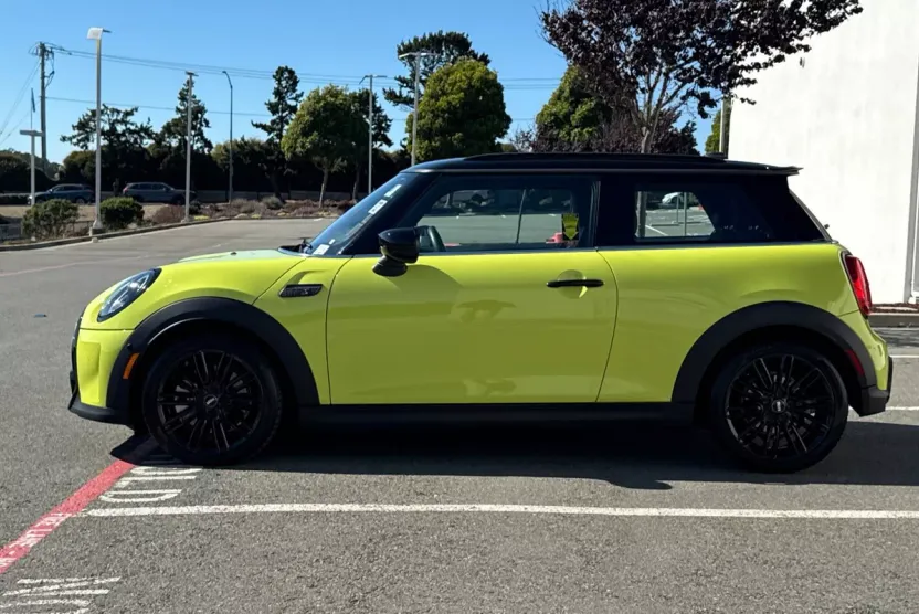 2023 Mini Cooper 2 Door Hardtop S photo 1