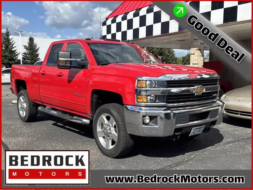 2016 Chevrolet Silverado 2500HD LT photo 1