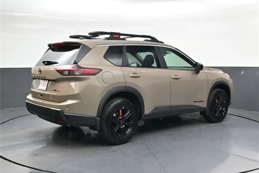 2025 Nissan Rogue photo 1