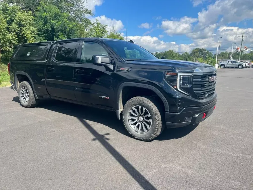 2023 Gmc Sierra 1500 AT4 photo 1