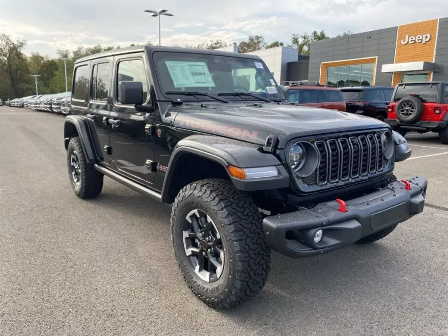 2025 Jeep Wrangler Rubicon X photo 1