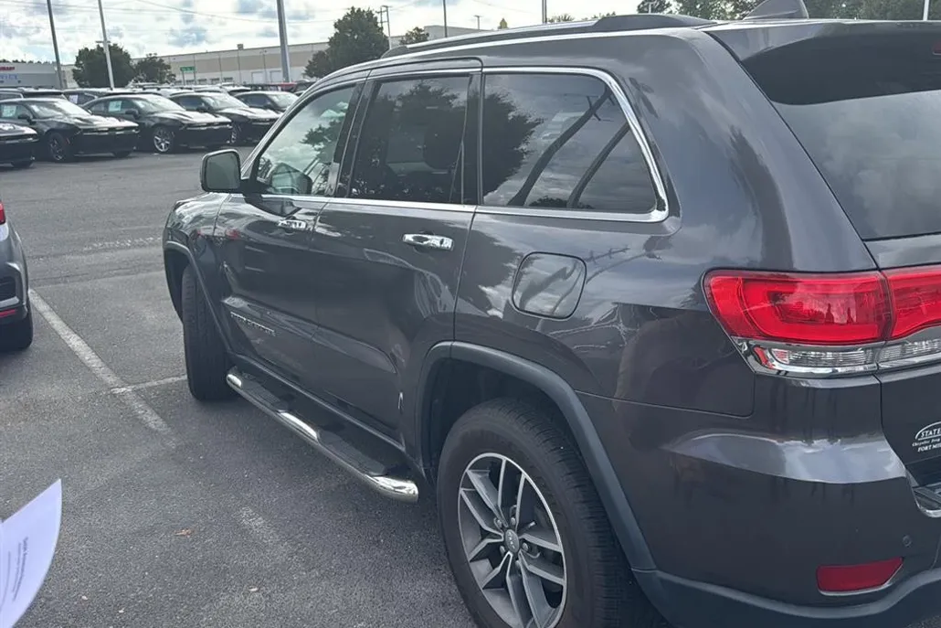 2018 Jeep Grand Cherokee Limited photo 1