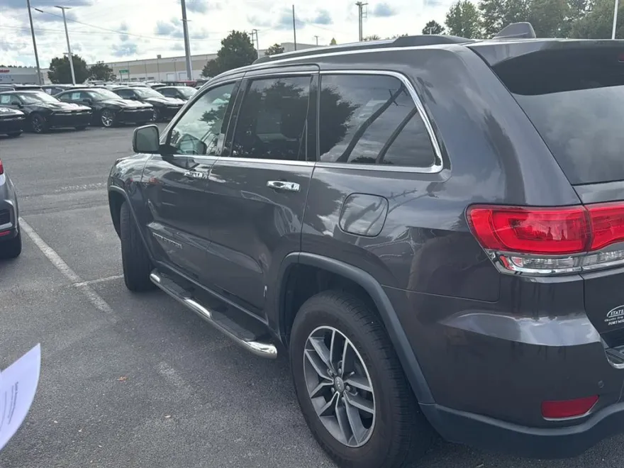 2018 Jeep Grand Cherokee Limited photo 1