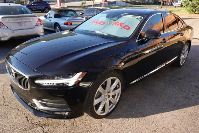 2017 Volvo S90 Inscription photo 1