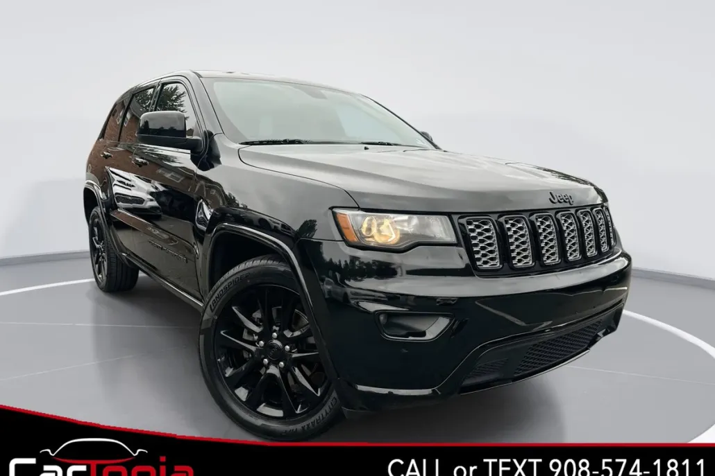 2020 Jeep Grand Cherokee Altitude photo 1