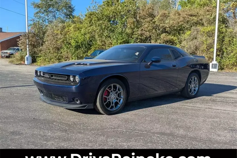 2017 Dodge Challenger GT photo 1