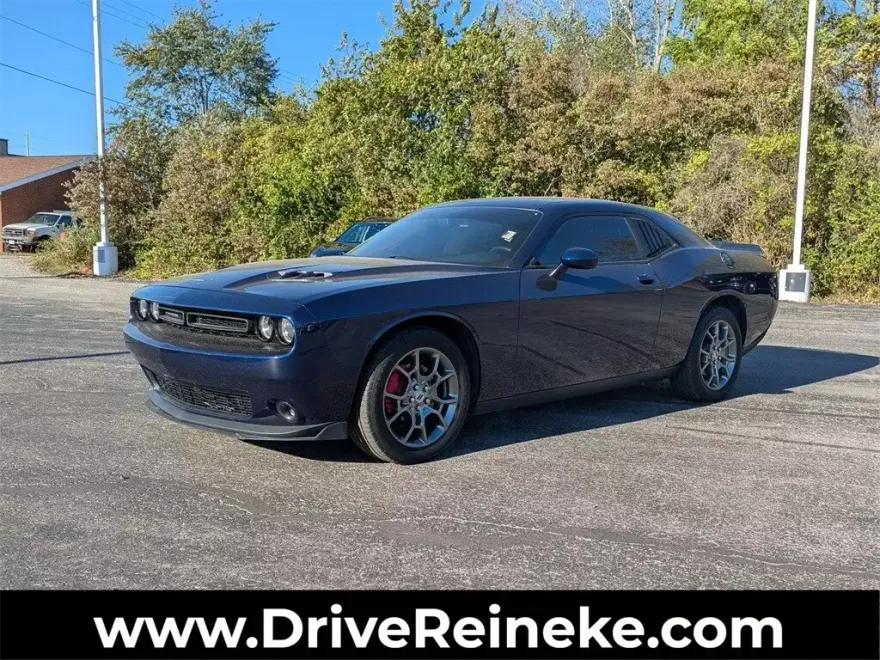 2017 Dodge Challenger GT photo 1