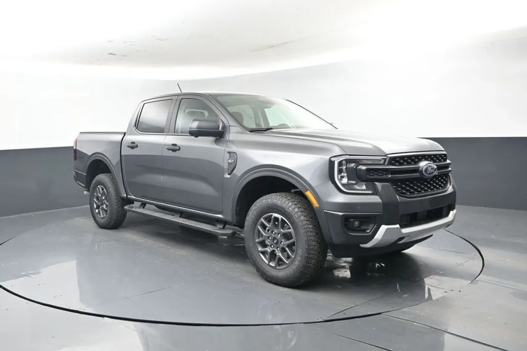 2025 Ford Ranger XLT photo 1