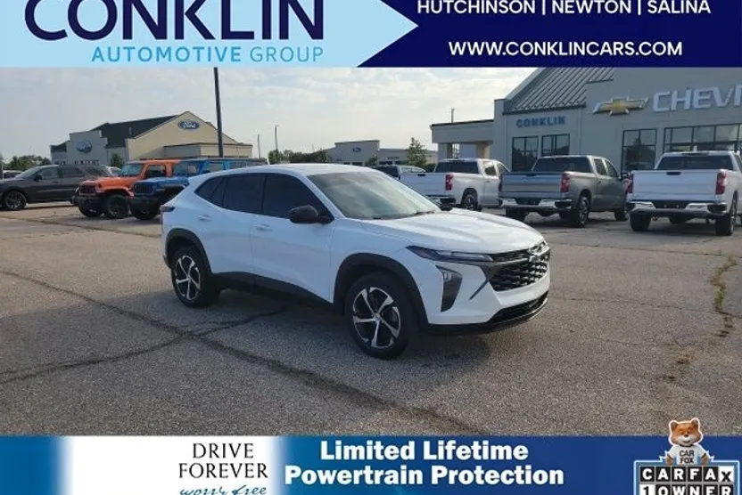 2024 Chevrolet Trax photo 1