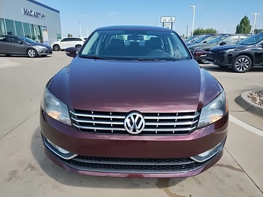 2013 Volkswagen Passat TDI SE photo 1