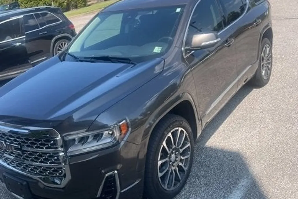 2020 Gmc Acadia Denali photo 1