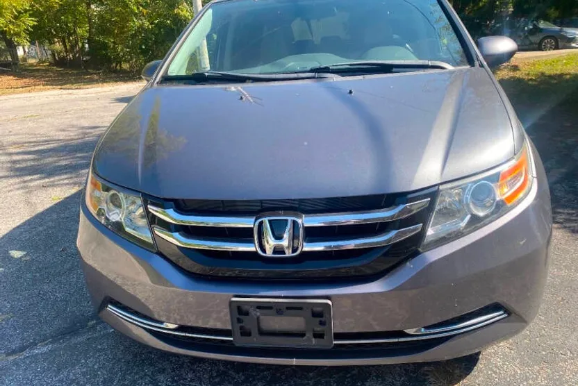 2014 Honda Odyssey EX photo 1