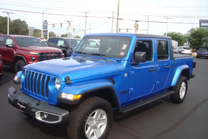 2021 Jeep Gladiator Sport S photo 1