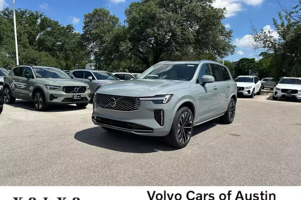 2026 Volvo XC90 photo 1