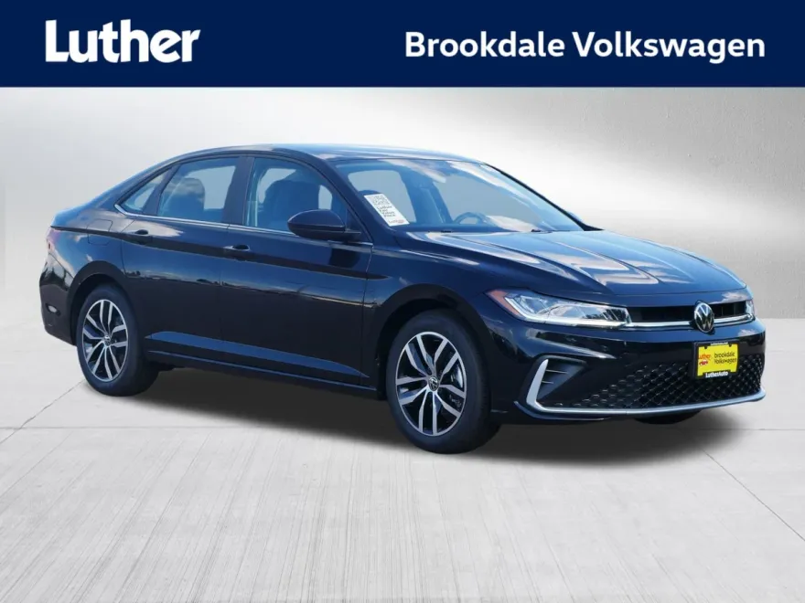 2025 Volkswagen Jetta SE photo 1