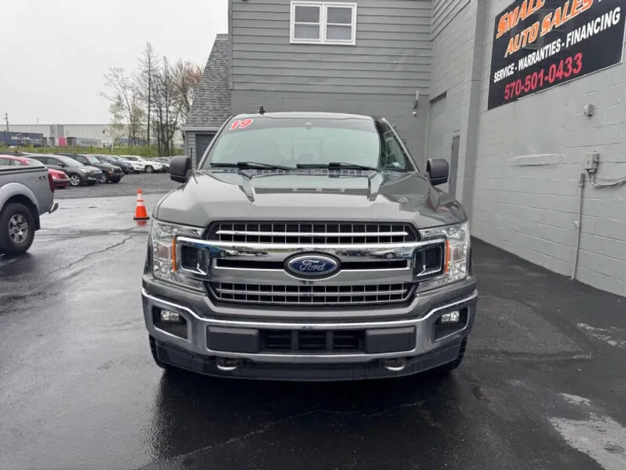 2019 Ford F-150 XLT photo 1