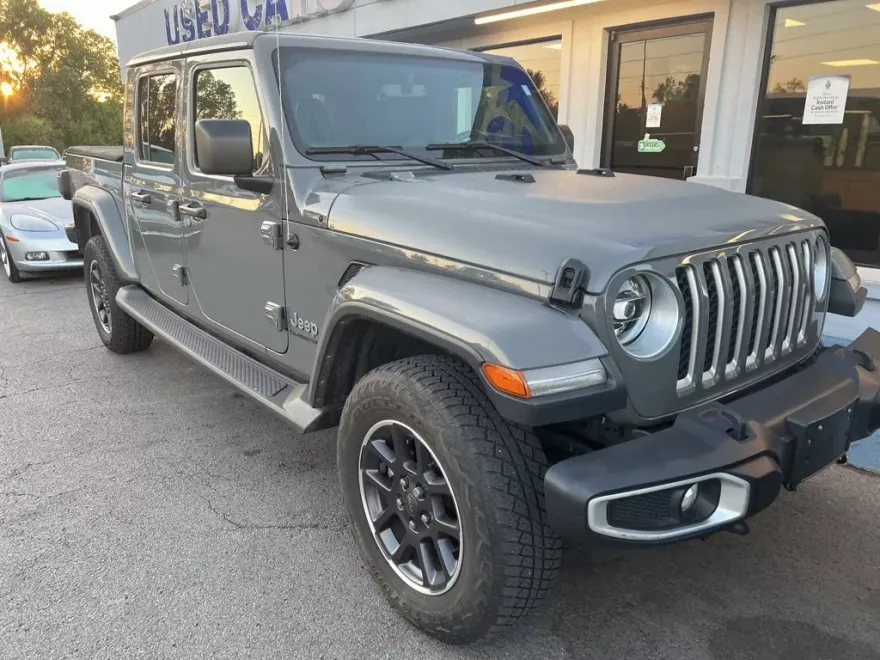 2022 Jeep Gladiator Overland photo 1