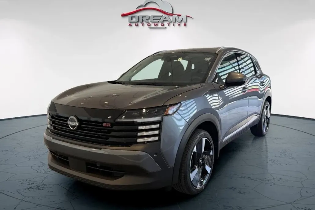 2025 Nissan Kicks SR photo 1