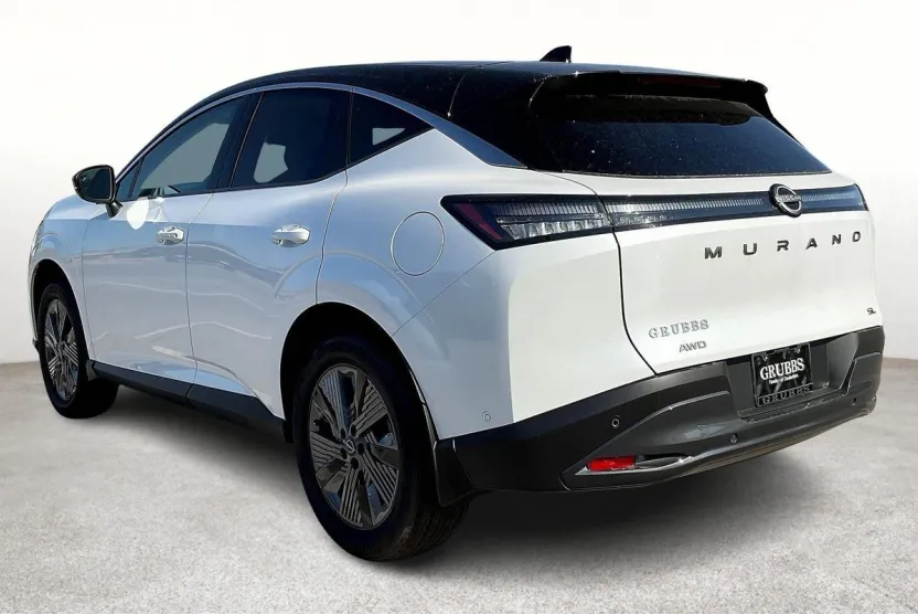 2025 Nissan Murano SL photo 1