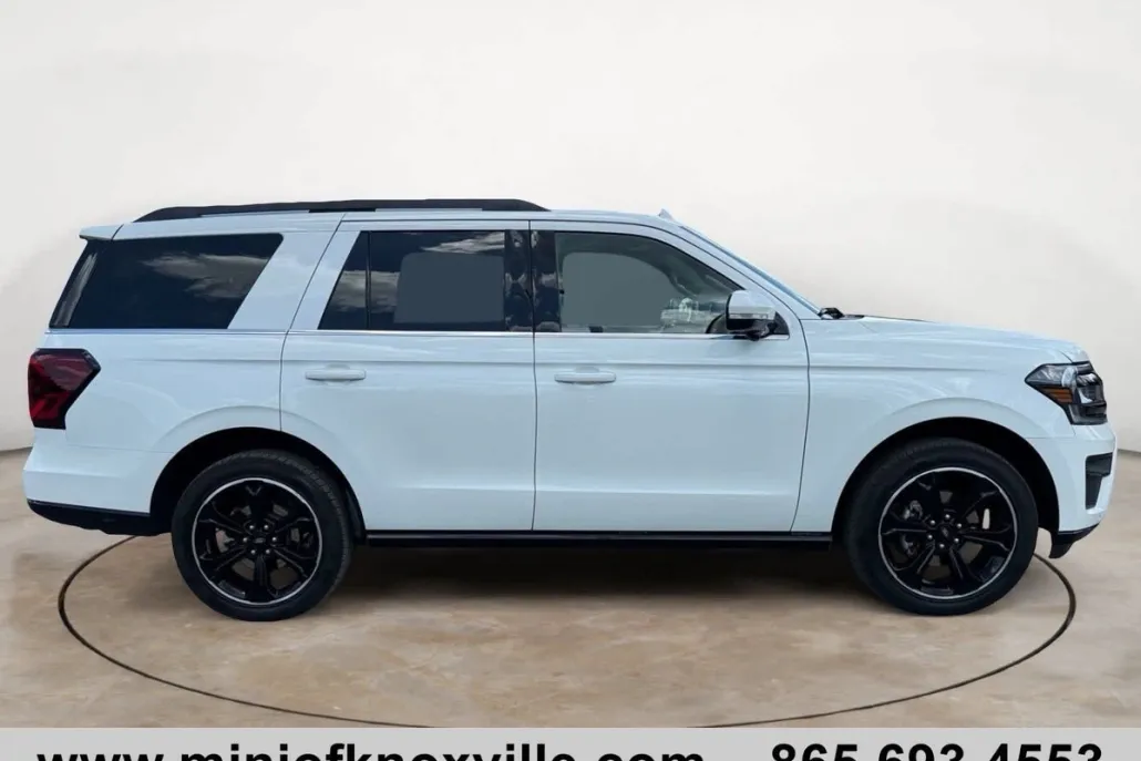 2024 Ford Expedition Limited photo 1