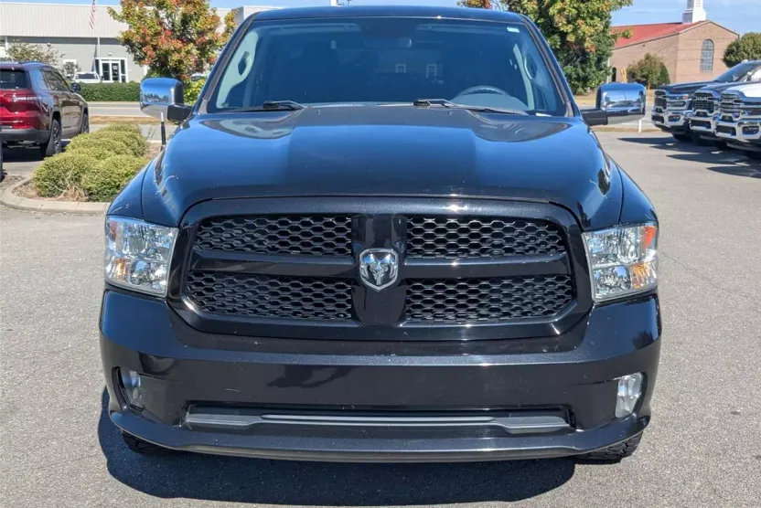 2019 Ram 1500 Classic Express photo 1