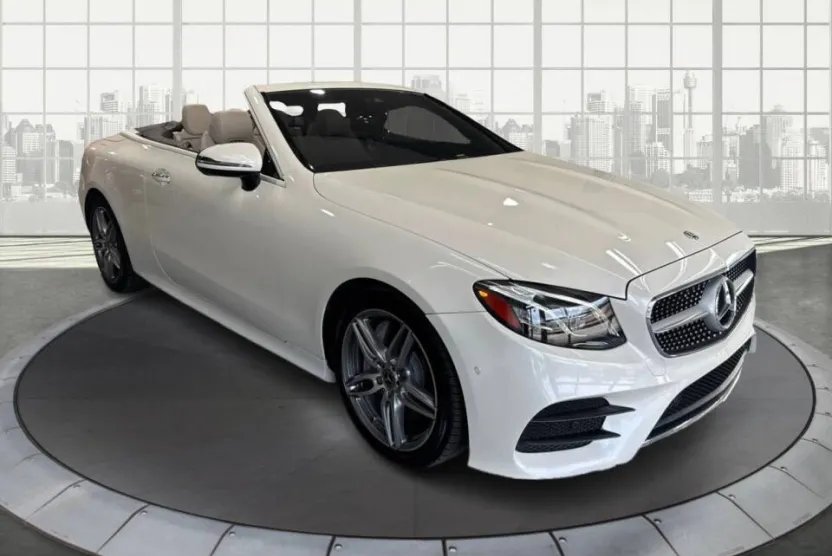 2018 Mercedes Benz E 400 4MATIC photo 1