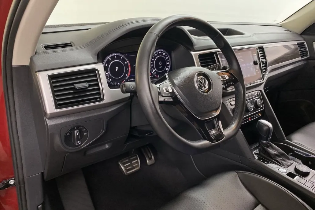 2019 Volkswagen Atlas V6 SEL R-Line photo 1