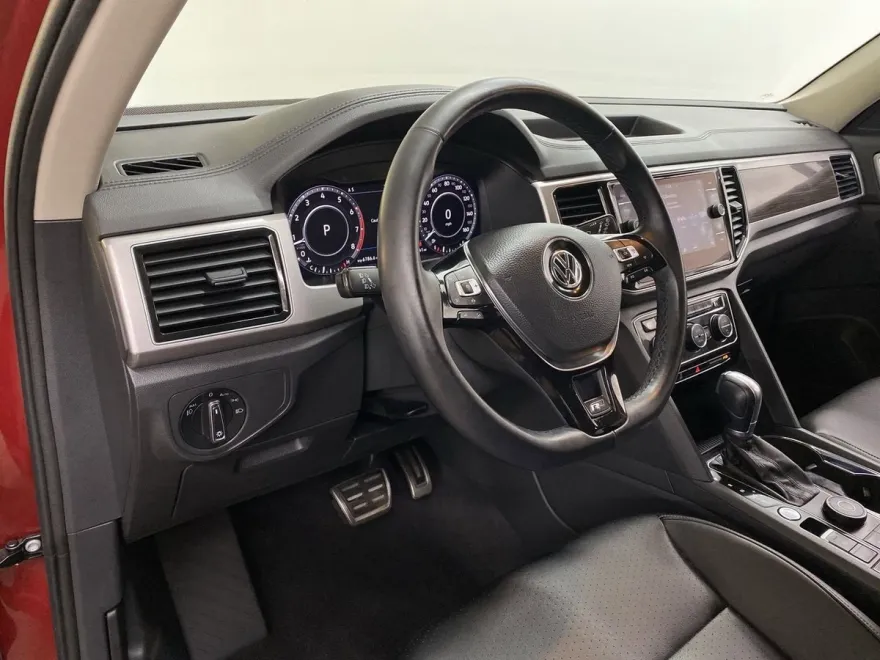 2019 Volkswagen Atlas V6 SEL R-Line photo 1