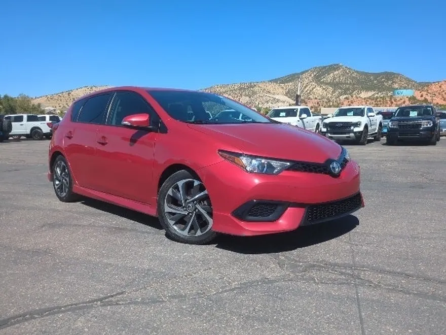 2018 Toyota Corolla iM Base photo 1