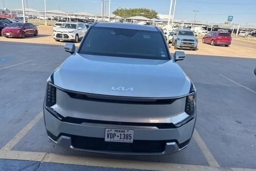 2024 Kia EV9 Land photo 1