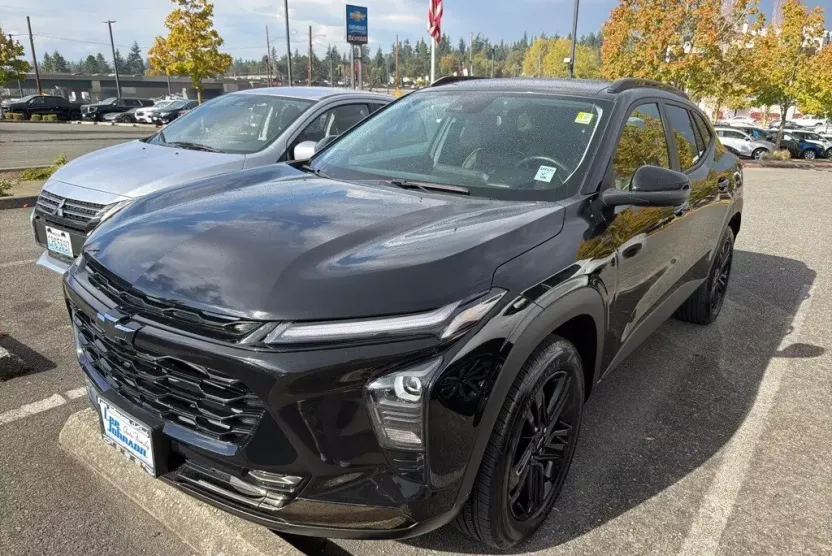 2024 Chevrolet Trax ACTIV photo 1