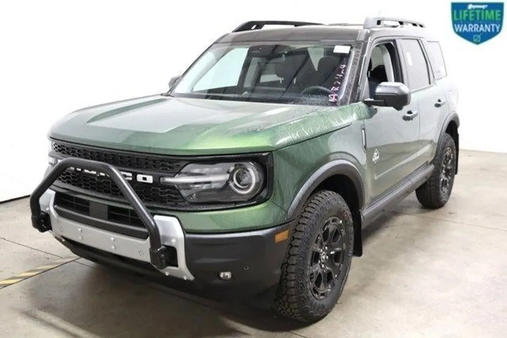 2025 Ford Bronco Sport Outer Banks photo 1
