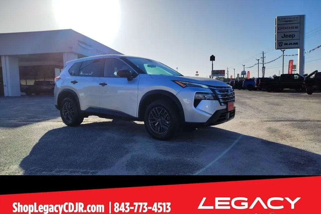 2024 Nissan Rogue S photo 1